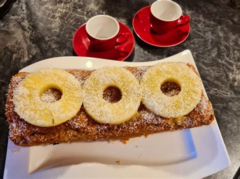 Maybe you would like to learn more about one of these? Bester veganer Ananas Kokos Kuchen - Travelgan