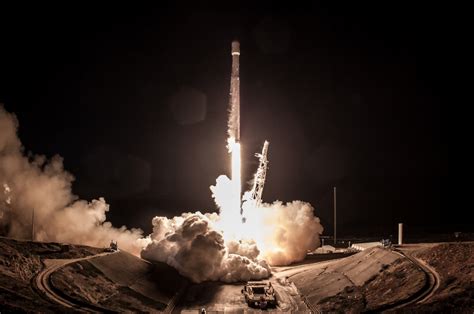 A spacex spacecraft carrying four astronauts soared into outer space sunday — marking the kick off of what nasa hopes will be years of the company helping to keep the international space station. Watch SpaceX successfully launch US government's mysterious Zuma spacecraft in first flight of 2018