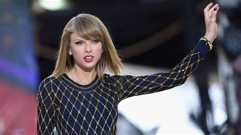 A Week After Taylor Swift Pulled Her Music From Spotify The Sites Boss Wrote An Open Letter In