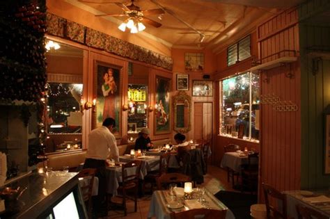 From new york city to san diego find thousands of restaurants near your location in the us by state and city and find general information, coupons, menus, ratings, features and contact. Italian Restaurants Near Me - PlacesNearMeNow