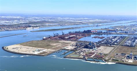 Port Of Rotterdam Sees 91 Drop In Cargo Volumes In H1 2020