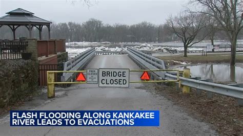Kankakee River Flooding In Wilmington Il Forces Evacuations As Chicago