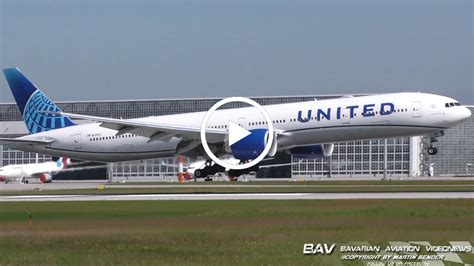 Boeing 777 300er United Airlines N2250u Landing At Munich Airport