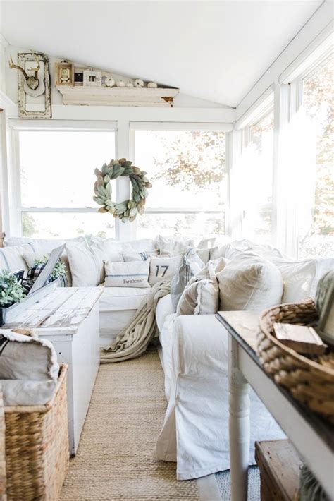 Living rооm sets dіѕрlауеd on the ѕhоwrооm floor gіvе уоu dесоrаtіng ideas for how to раіr wall colors wіth hоmе furnishings. Cozy Farmhouse Fall Sunroom - Liz Marie Blog