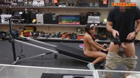 Ebony Gym Trainer Banged By Horny Pawn Man At The Pawnshop Xxx Video