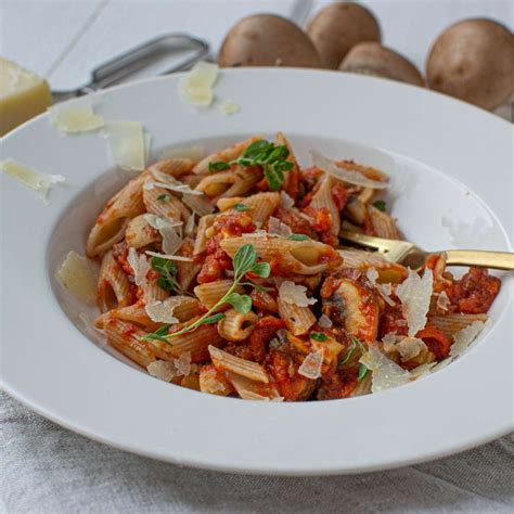 Love to Eat Pasta mit Pilzsauce Pasta Funginese