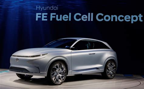 Hyundai Fe Fuel Cell Concept Previews Hydrogen Powered Suv Coming In 2018