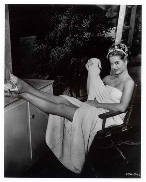 Nude Pictures Of Martha Hyer Showcase Her As A Capable Entertainer