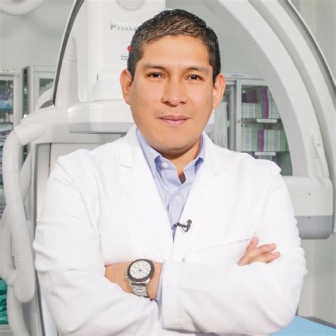 Dr Américo Peña Cirujano Cardiovascular Y Endovascular Lima