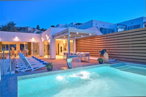 luxury villas malta holiday villas for rent in malta additional services villa ida