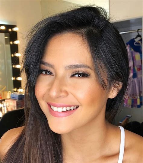 filipina actress television host filipino dancer short hair styles maria celebs actresses