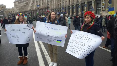 the ukraine protests as seen through social media photo essay