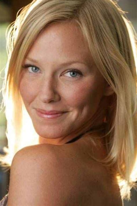 Svu Kelli Giddish Kick Ass Chatroom Image Bank