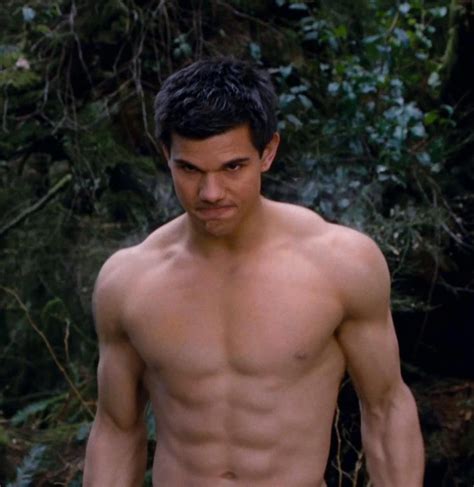 Taylor Lautner Shirtless In Breaking Dawn Part