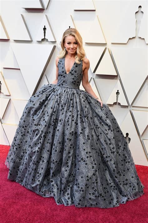 Kelly Ripa At The 2019 Oscars Oscars Red Carpet Dresses 2019