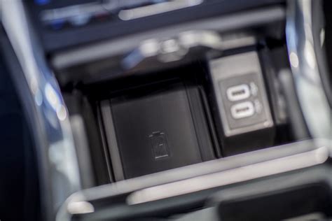 Ford Edge Makes European Debut With Powerful Ecoblue Bi Turbo