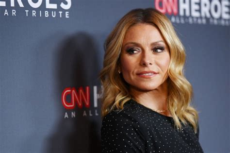 Kelly Ripa Hits Back At Claim She Used Filter For Ageless Selfie