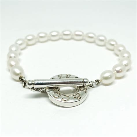 Tiffany And Co Pearl Bracelet With Sterling Silver Toggle Clasp Oliver