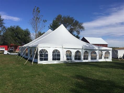 40 X 60 Rope And Pole Wedding Tent In De Witt Iowa