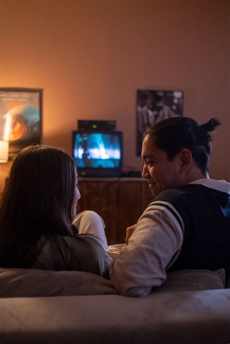 5 Film Romantis yang Cocok Ditonton Bareng Pasangan saat Valentine