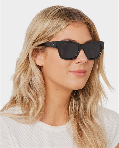 Le Specs Rocky Polarized Sunglasses Black Surfstitch
