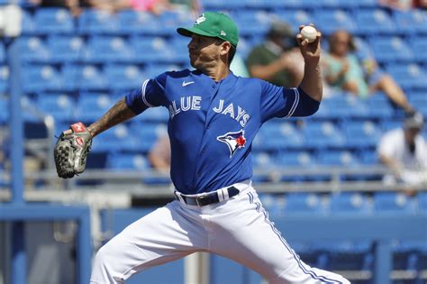 Toronto Blue Jays Select Contract Of Pitcher Tommy Milone