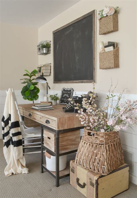 28 Farmhouse Home Office Decor Ideas Top Pinterest Knowled Geableh