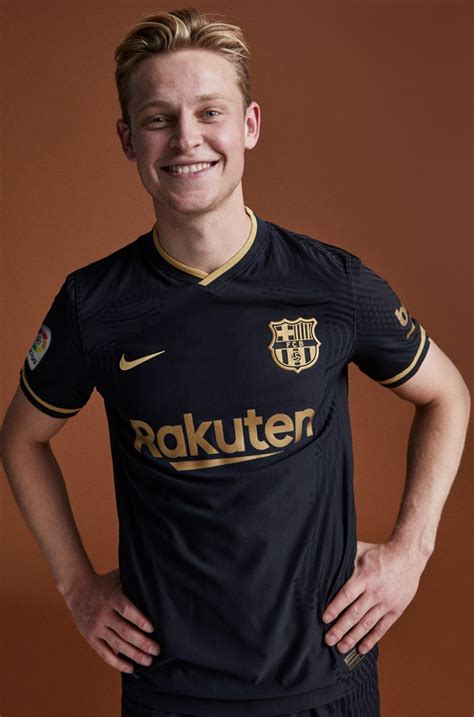 + барселона fc barcelona b fc barcelona c fc barcelona u19 fc barcelona u18 fc barcelona u16 fc barcelona uefa u19 fc barcelona fútbol base. Barcelona presentó su segundo uniforme para la temporada ...