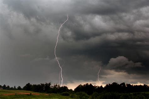 Severe Thunderstorm Watch In Effect For Kawarthas Region Tuesday