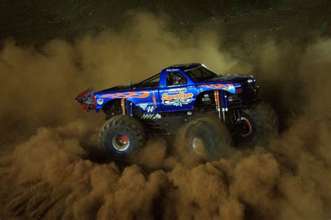 Monster Truck Tapeta HD | Tło | 1920x1282 | ID:408699 ...