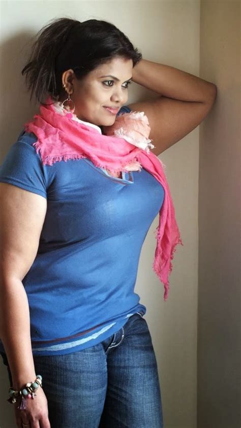 Sizzling Southern Stars Kerala Busty Hot Aunty Actress Producer