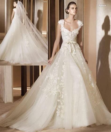 Nicht soo viel, wie ich in diesem video feststellen musste. Pin von Lisa Rieder auf Dream Wedding | Brautmode ...