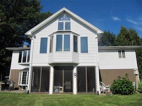 Massena Ny For Sale By Owner Fsbo 6 Homes Zillow