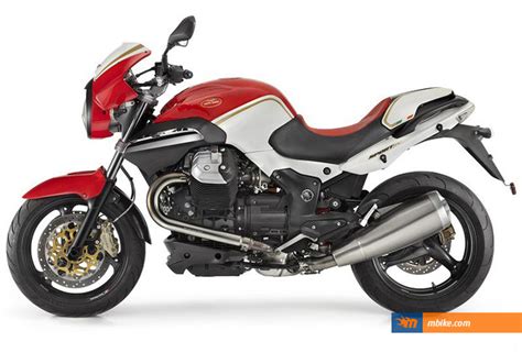 The engine featured a 11.0:1 compression ratio. 2011 Moto Guzzi 1200 Sport Corsa Picture - Mbike.com