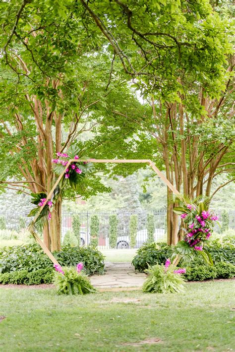 Octagon Ceremony Decor Tropical Ceremony Decor Maryland Wedding