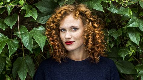4 Of The Best Make Up Brands For Redheads