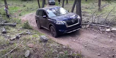 Watch The 2022 Nissan Pathfinder Try To Prove Its Worth Off Road