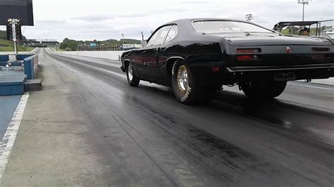 Drag Racing Plymouth Duster
