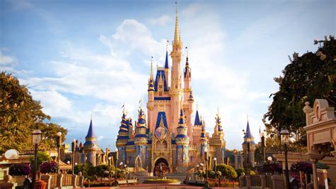 Walt Disney World Preview Of 50th Anniversary Cinderella Castle Royal