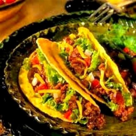 Many restaurants serve free chips and salsa. Mexican Food Calories - Nutrition Guide, Calorie Chart ...