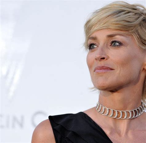 Von wegen, nur männer sehen besser aus, je älter sie werden! Sharon Stone Frisur Heute - yskgjt.com