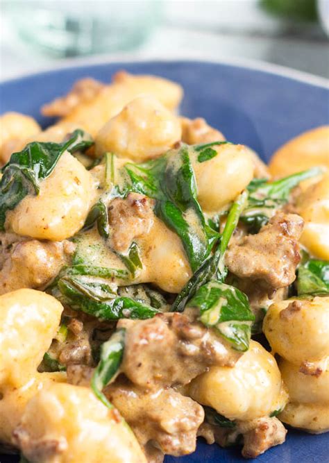 Here are all the possible pronunciations of the word gnocchi. Easy Gnocchi Recipe with Chorizo & Creamy Spinach