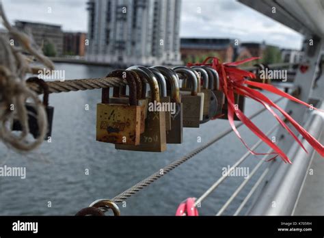 Sydhavnen Bridge Locks Hi Res Stock Photography And Images Alamy
