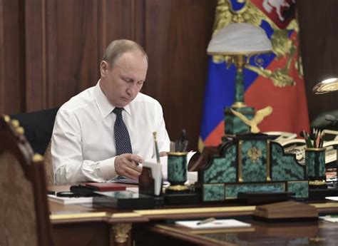 The Recorder Putin Sworn In For 4th Term Promises Economic Reforms