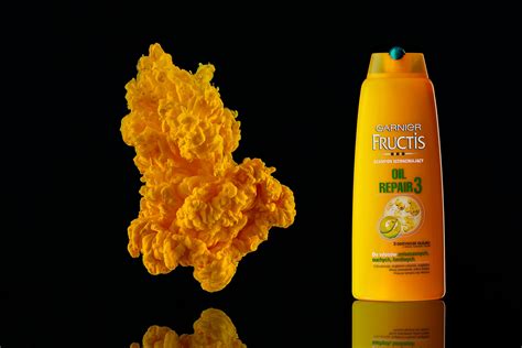 Creative ecommerce product photography for shampoo
