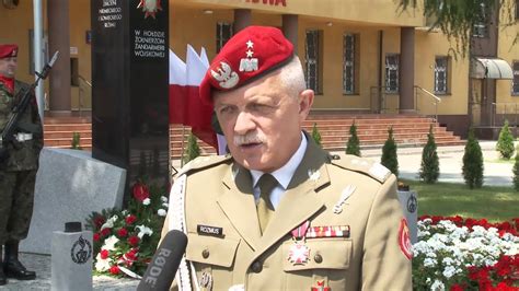 Jun 24, 2021 · były dowódca generalny rodzajów sił zbrojnych gen. gen. dyw. dr Mirosław Rozmus - YouTube