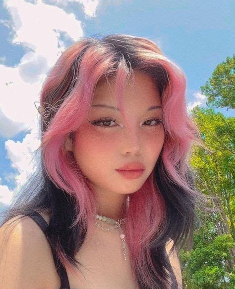 Split Hot Pink And Black Two Tone E Girl Hair Inspo 🖤 In 2021