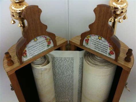 A Sefer Torah An Early Use Of Scrolls Dating From 1200 Bc There Were