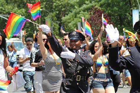 Nyc Pride Parade Bans Police Gay Officers ‘disheartened’ Hastings Tribune Lgbtq Breaking News