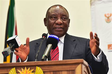 The latest tweets from cyril ramaphosa 🇿🇦 #staysafe (@cyrilramaphosa). Sør-Afrikas president presses ut